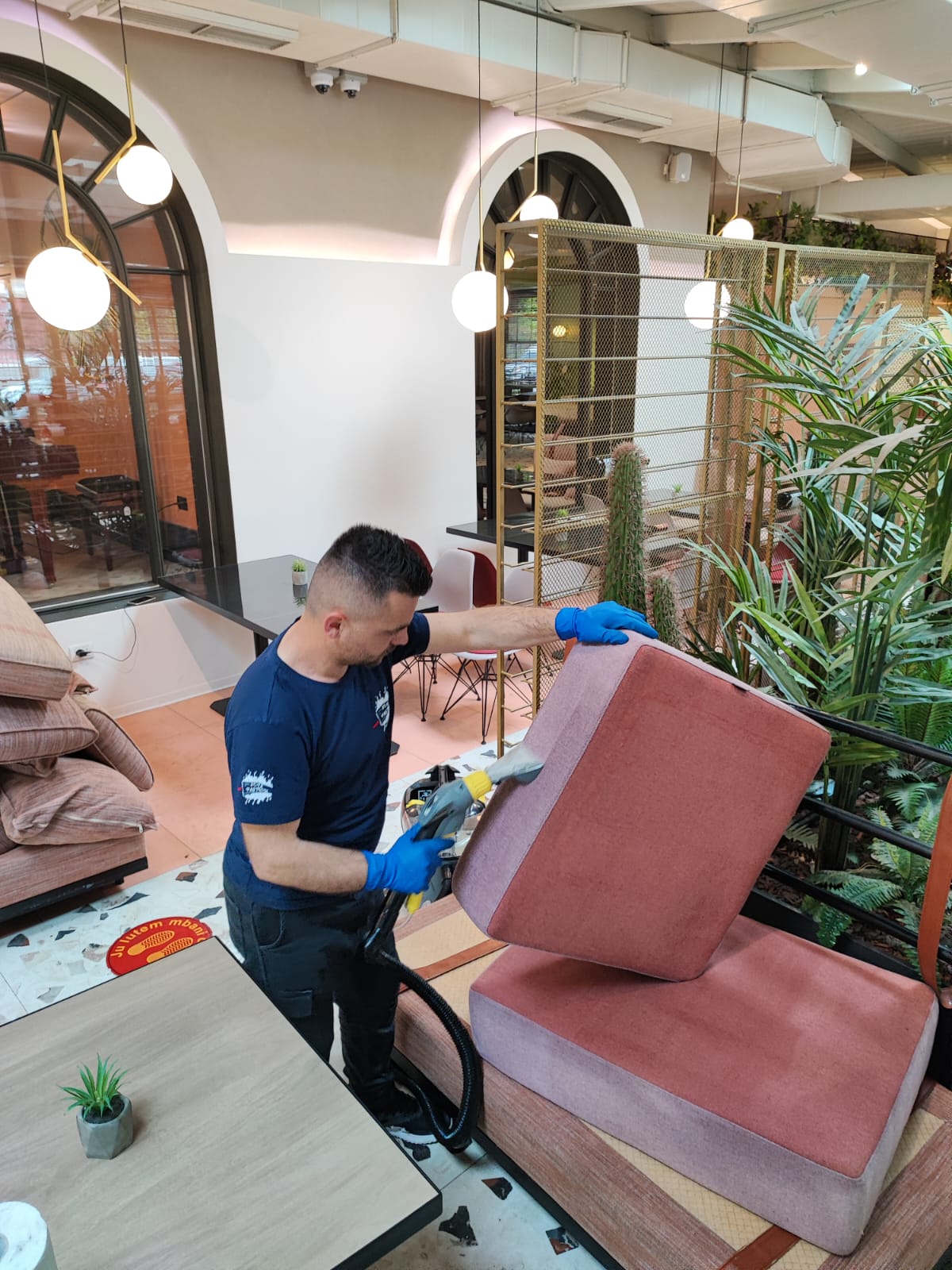 Sherbim Pastrimi per bare